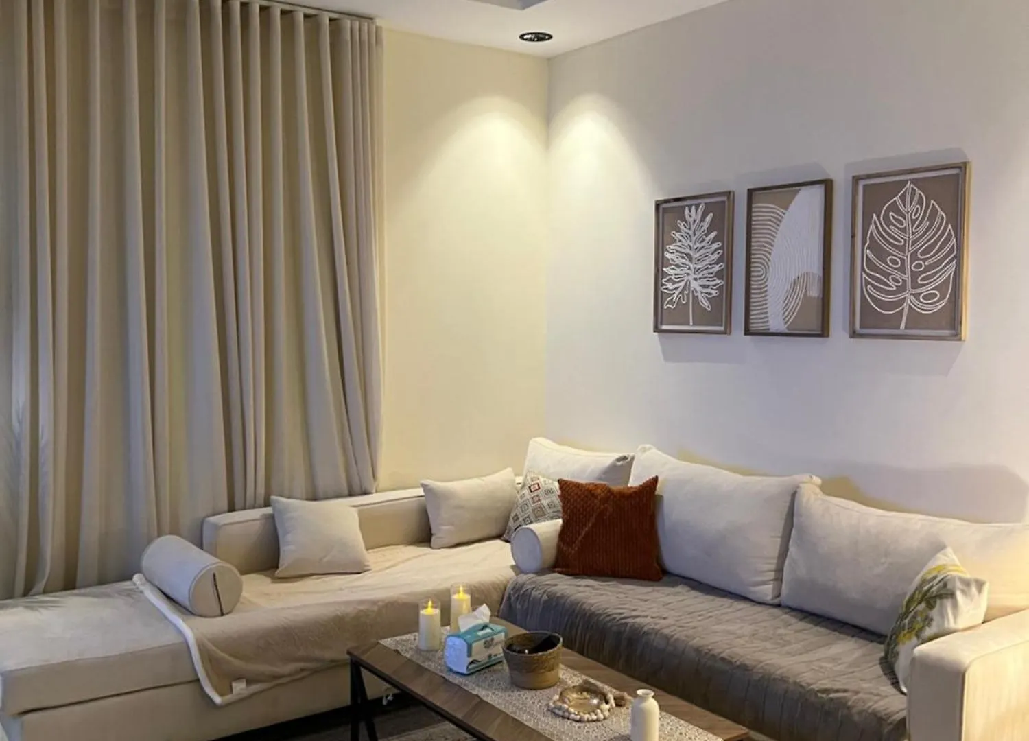شقة واسعة غرفة نوم وصالة في الصحافة دخول ذاتي A Cozy One Bedroom Apartment In Alsahafa With Self Entry Riad Arabia Saudí